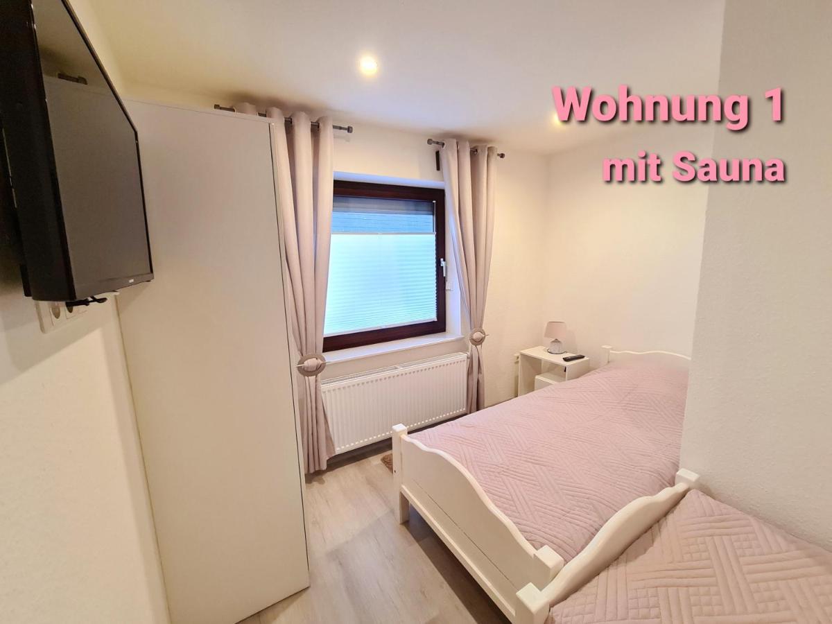 Ferienhaus Bluetenzauber In Norddeich Exterior foto